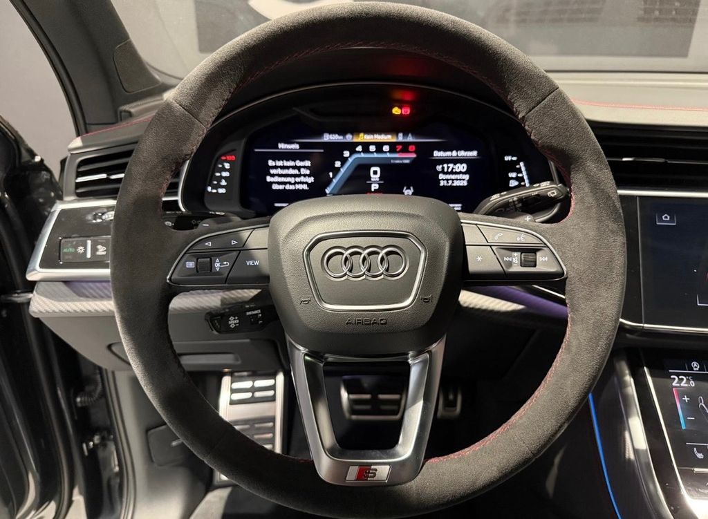 Audi SQ7 2025