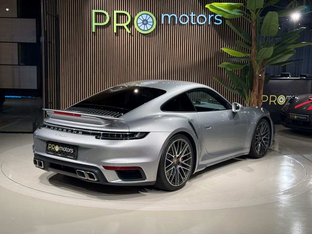 Porsche 992 2023