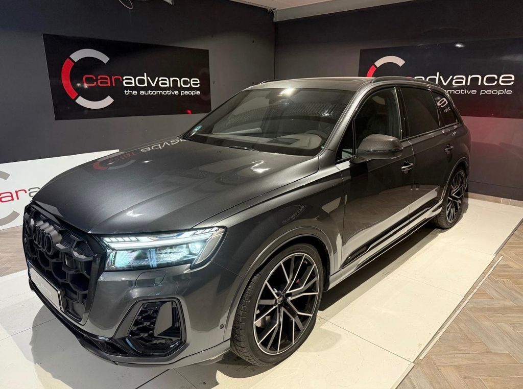 Audi SQ7 2025