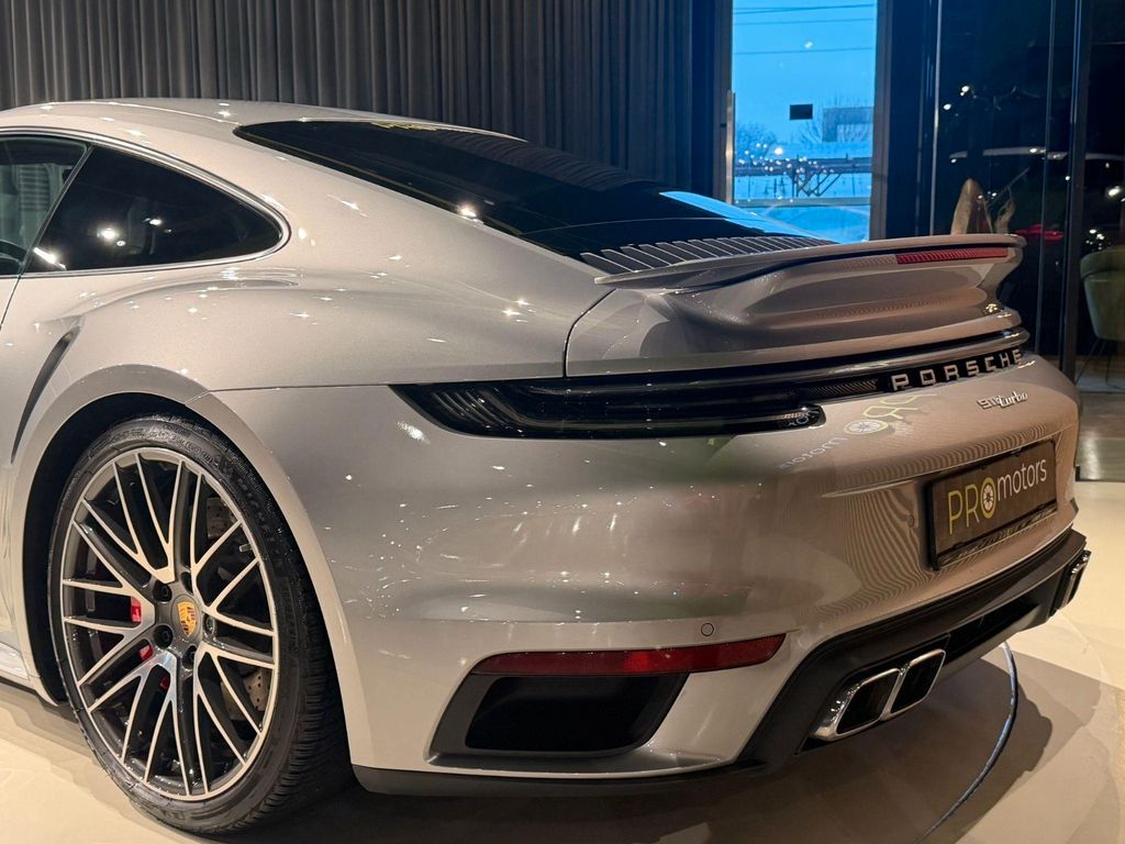 Porsche 992 2023