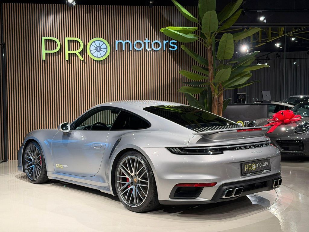 Porsche 992 2023