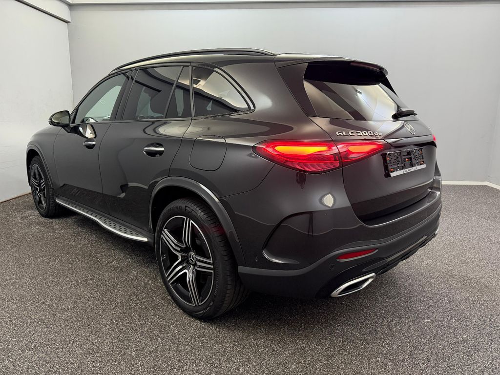 Mercedes-Benz GLC 300 2024