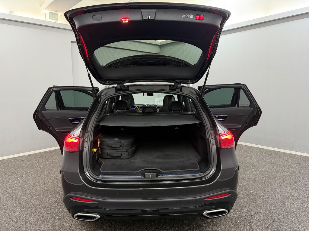 Mercedes-Benz GLC 300 2024