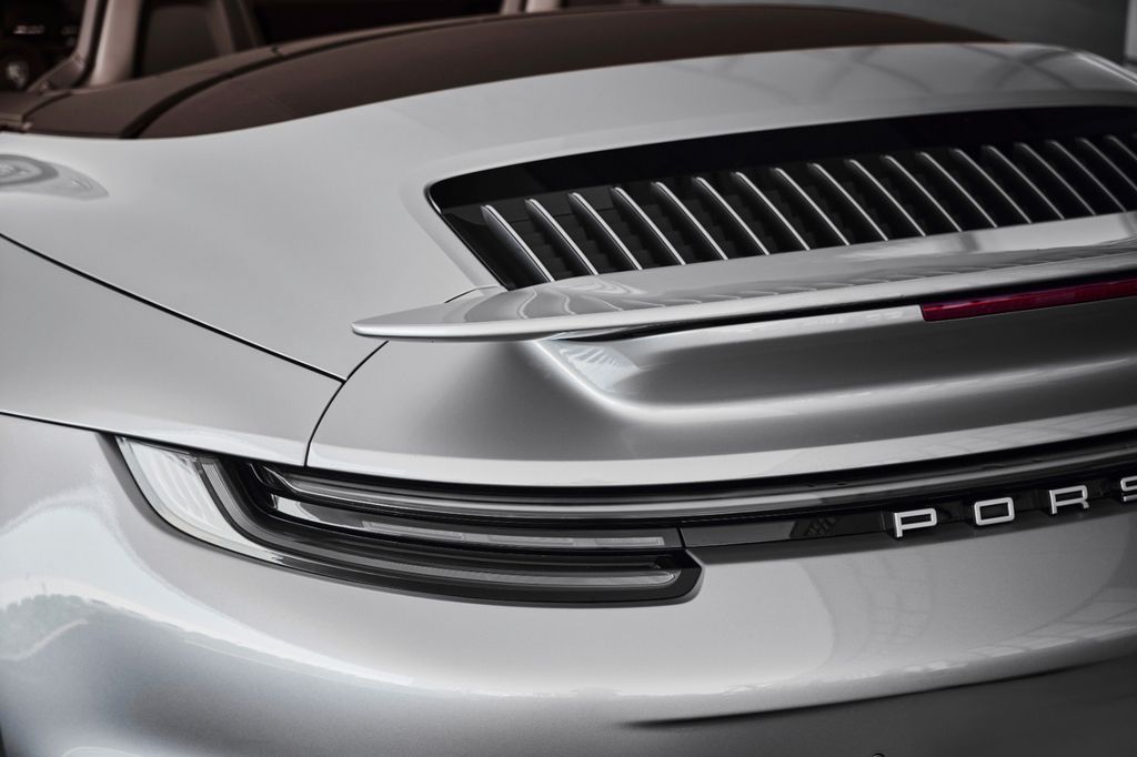 Porsche 992 2020