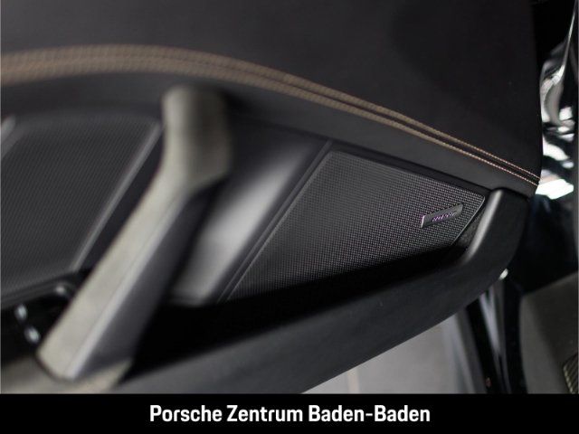 Porsche 992 2022