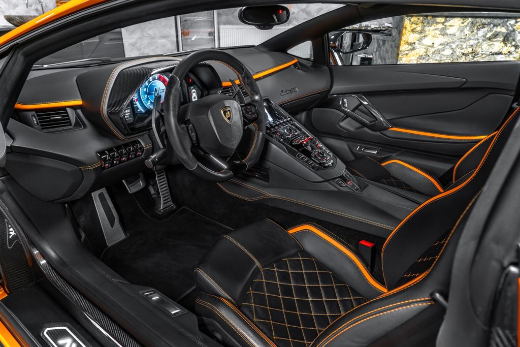 Lamborghini Aventador 2017