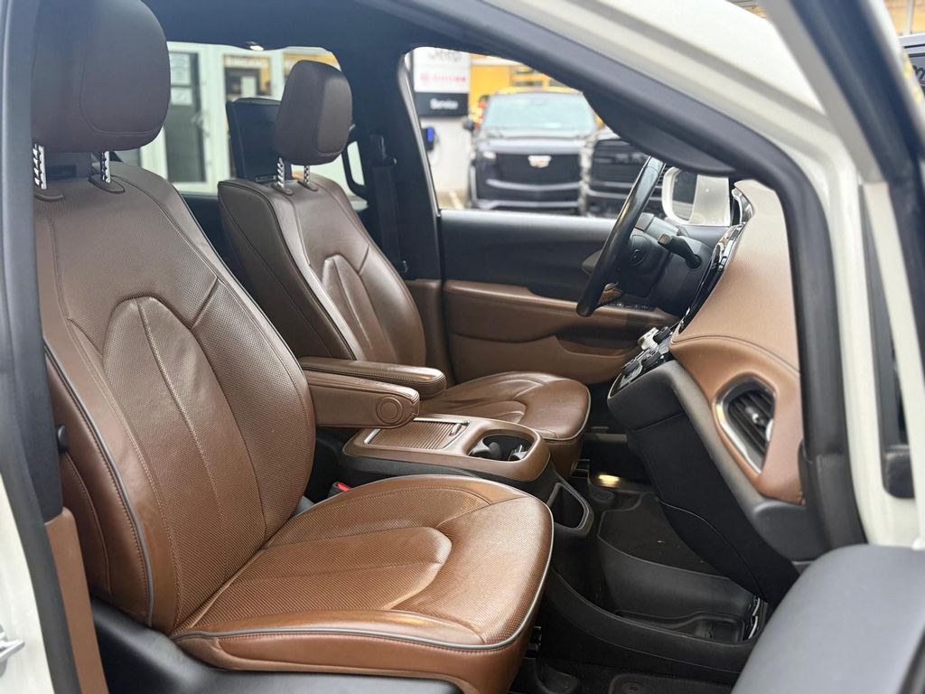 Chrysler Pacifica 2020