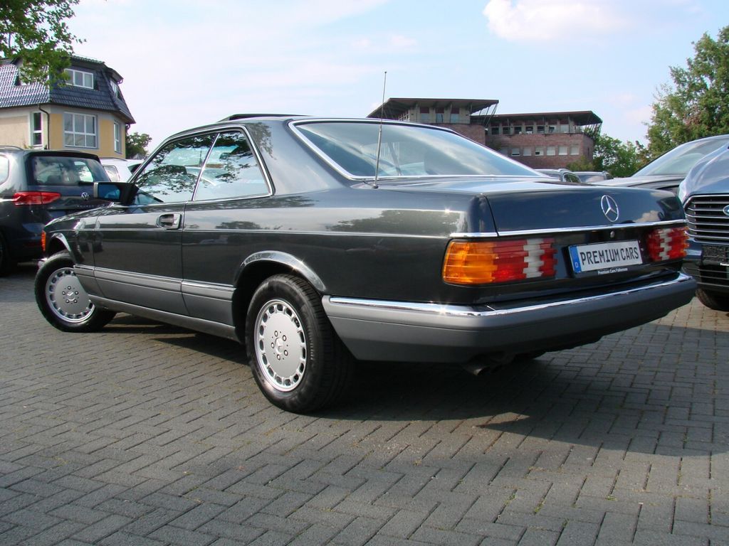 Mercedes-Benz 560 1990
