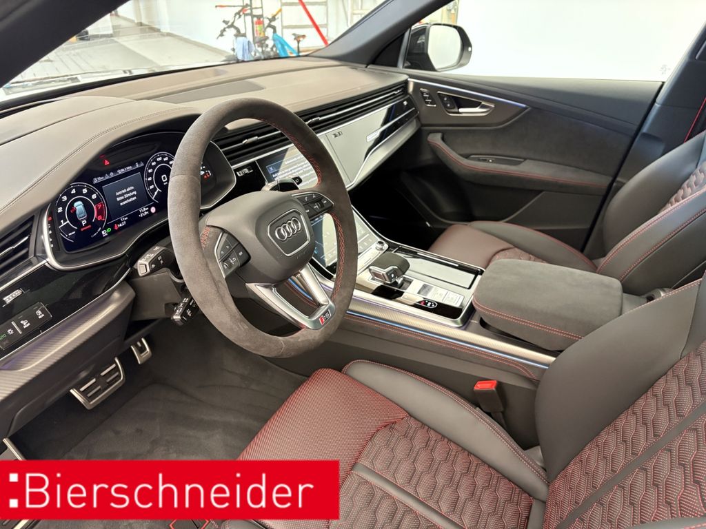 Audi RSQ8 2025