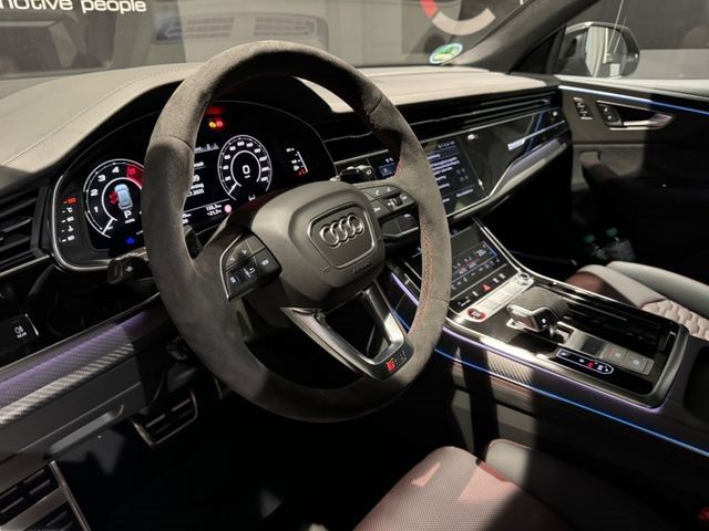 Audi RSQ8 2025
