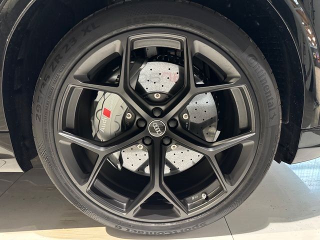 Audi RSQ8 2025