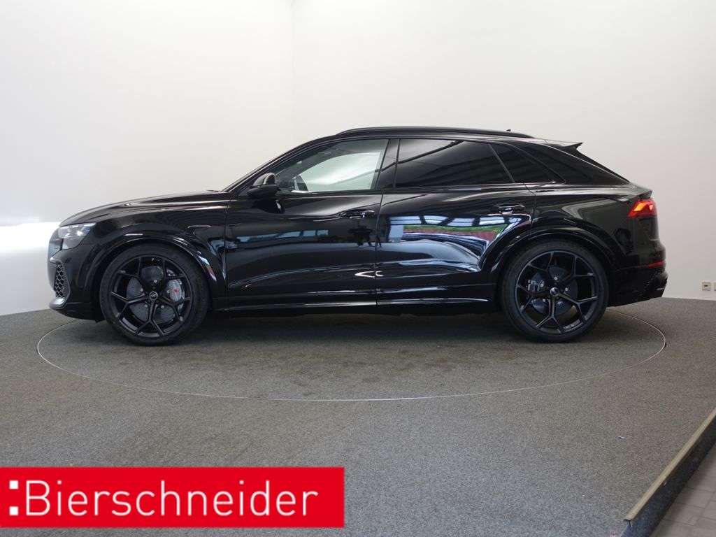 Audi RSQ8 2025