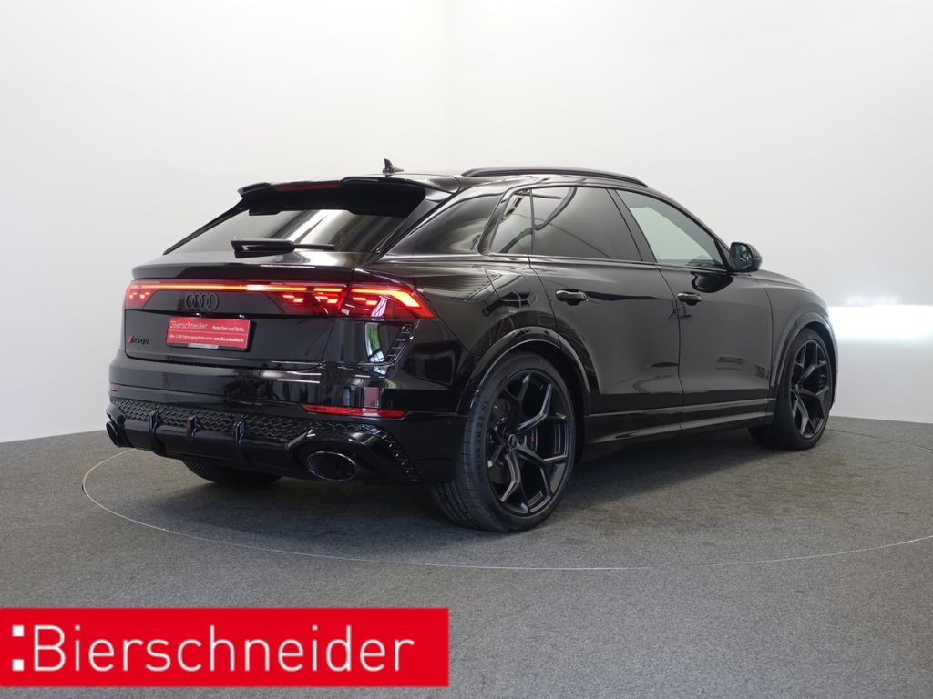 Audi RSQ8 2025