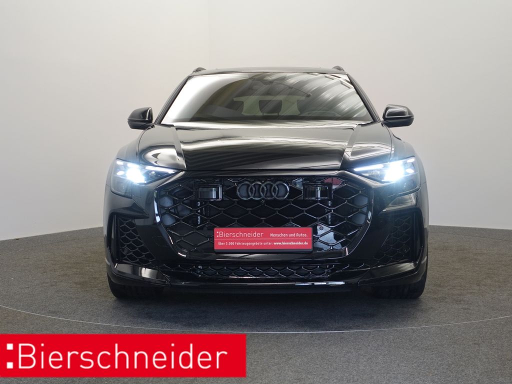 Audi RSQ8 2025