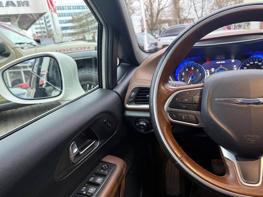 Chrysler Pacifica 2020