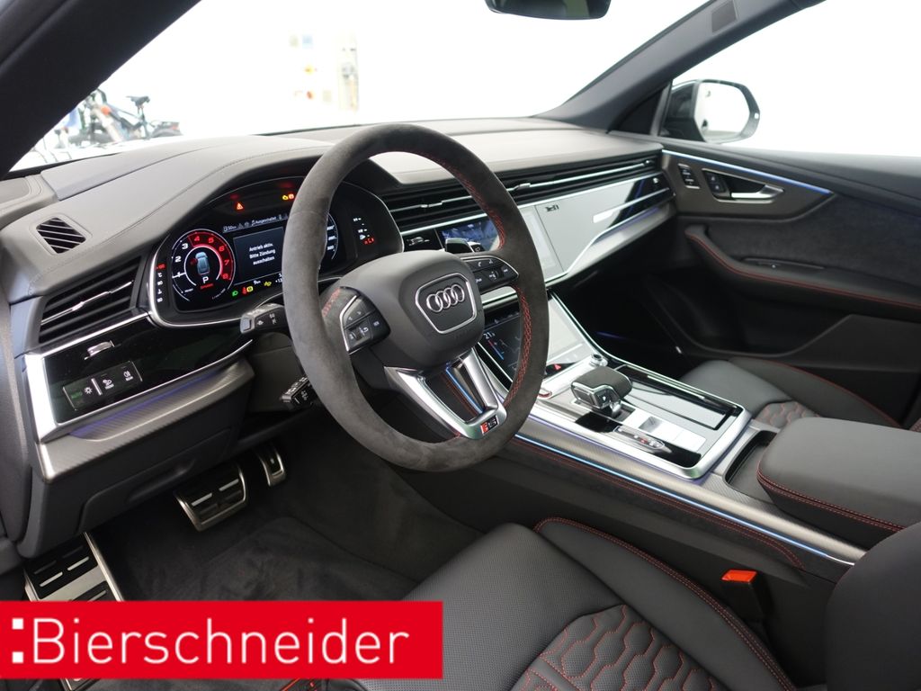 Audi RSQ8 2025