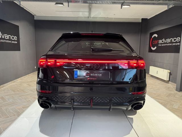 Audi RSQ8 2025
