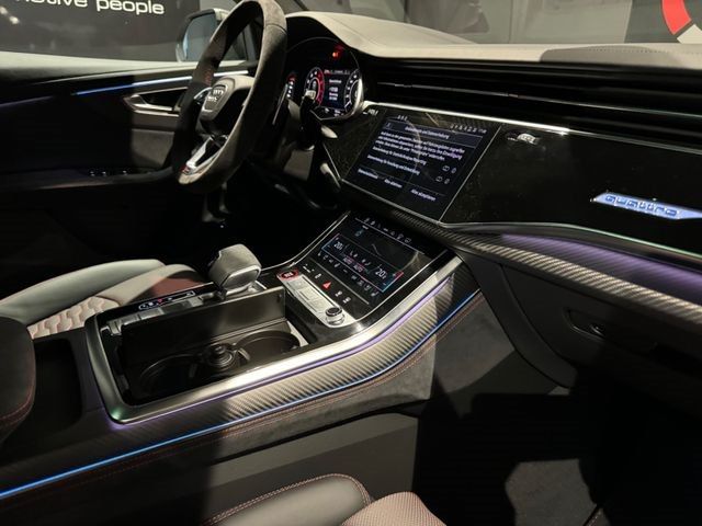 Audi RSQ8 2025