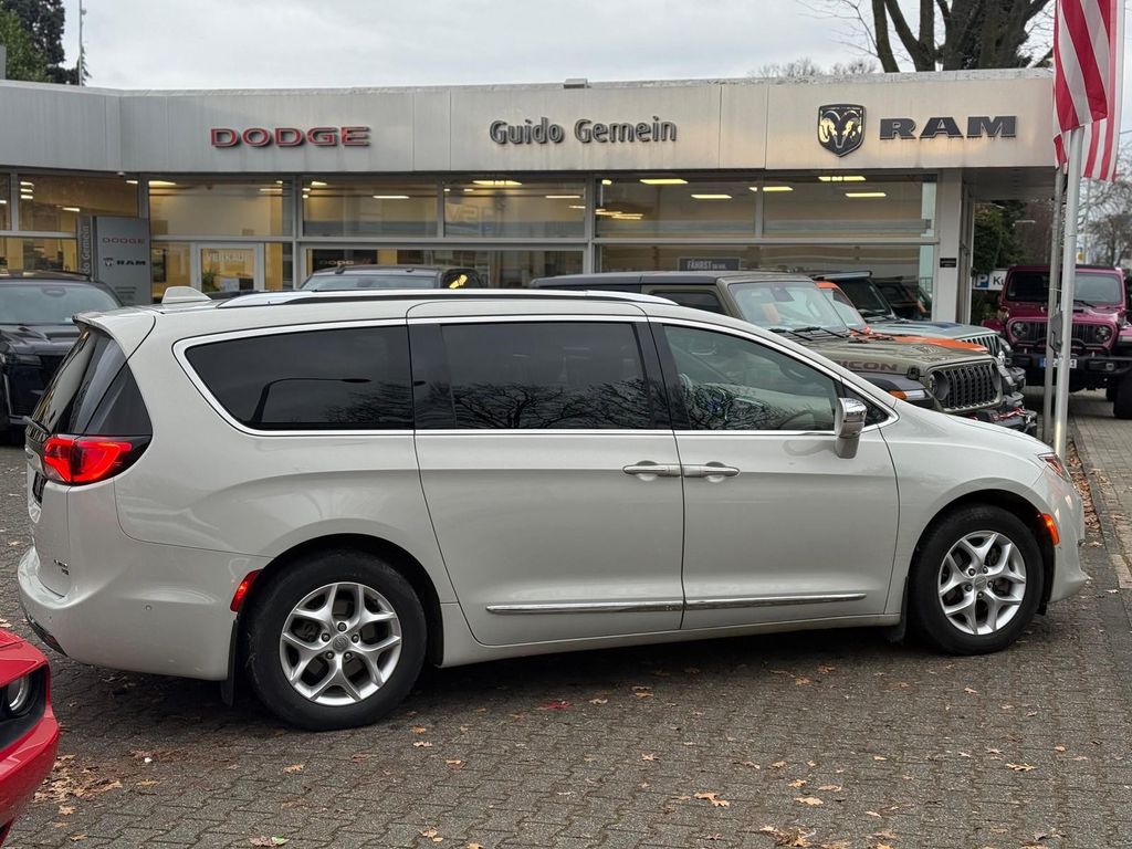 Chrysler Pacifica 2020