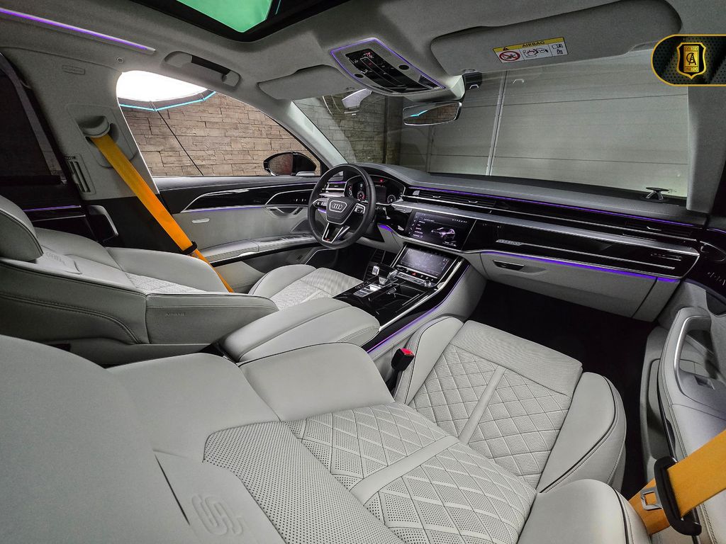 Audi S8 2023