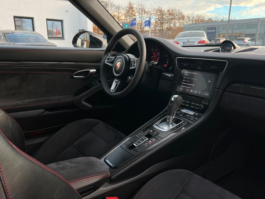 Porsche 911 2017