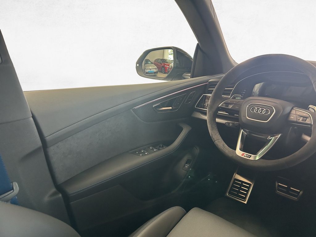 Audi RSQ8 2025