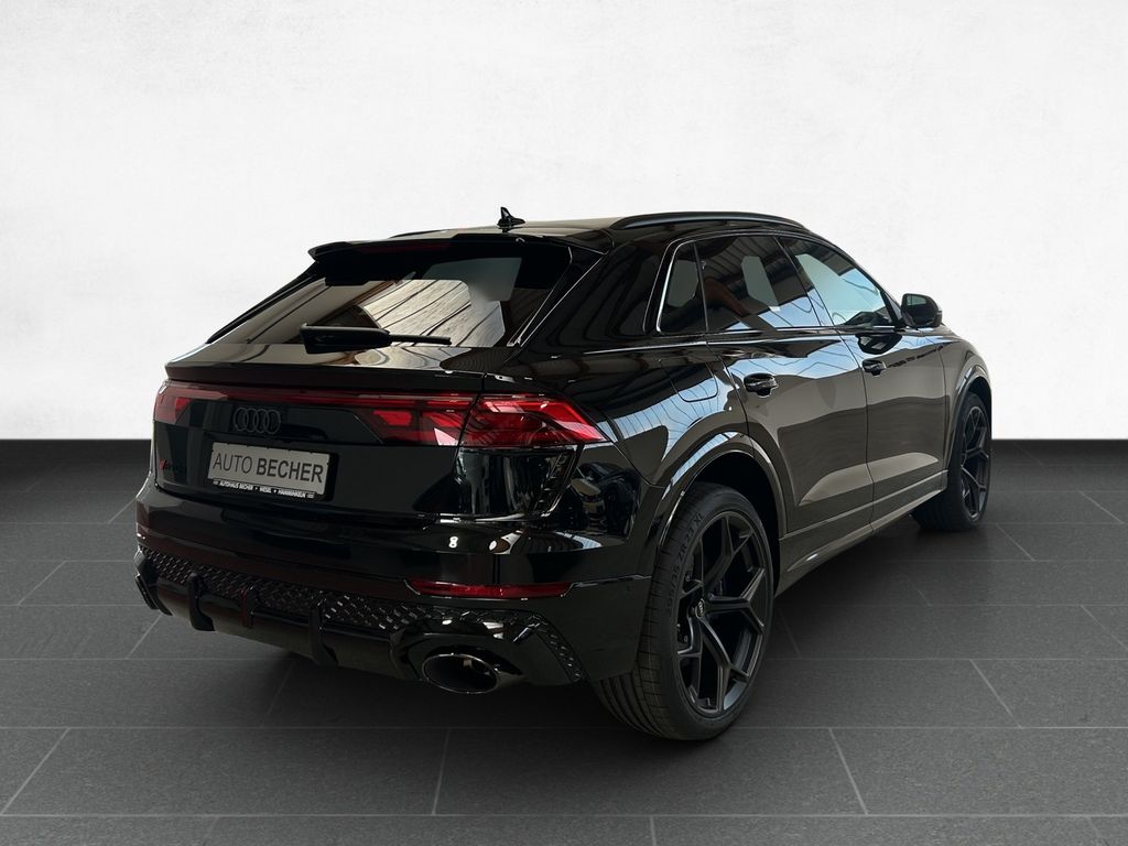 Audi RSQ8 2025