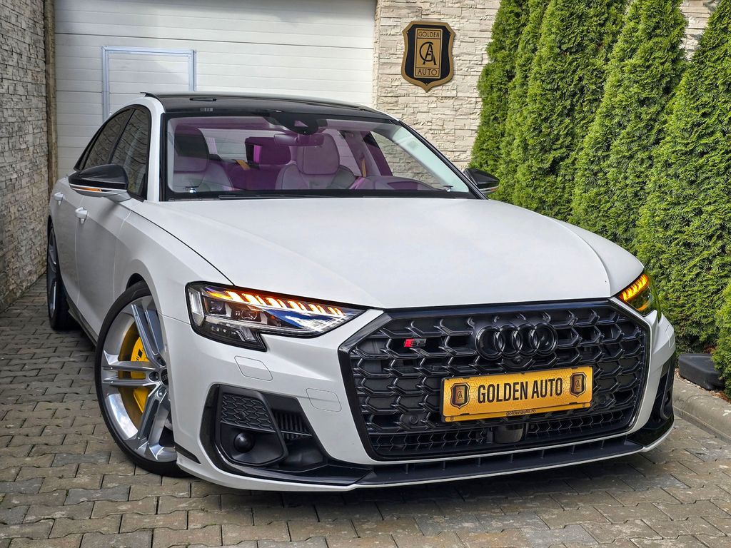 Audi S8 2023