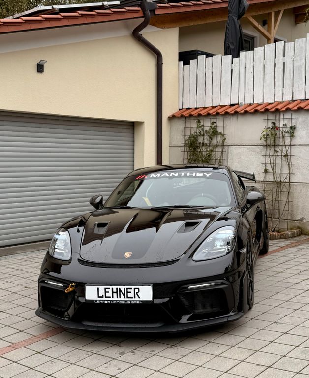 Porsche Cayman 2024