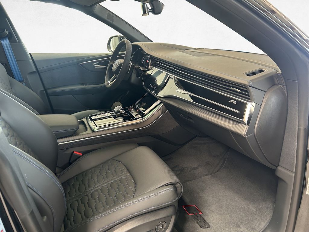 Audi RSQ8 2025