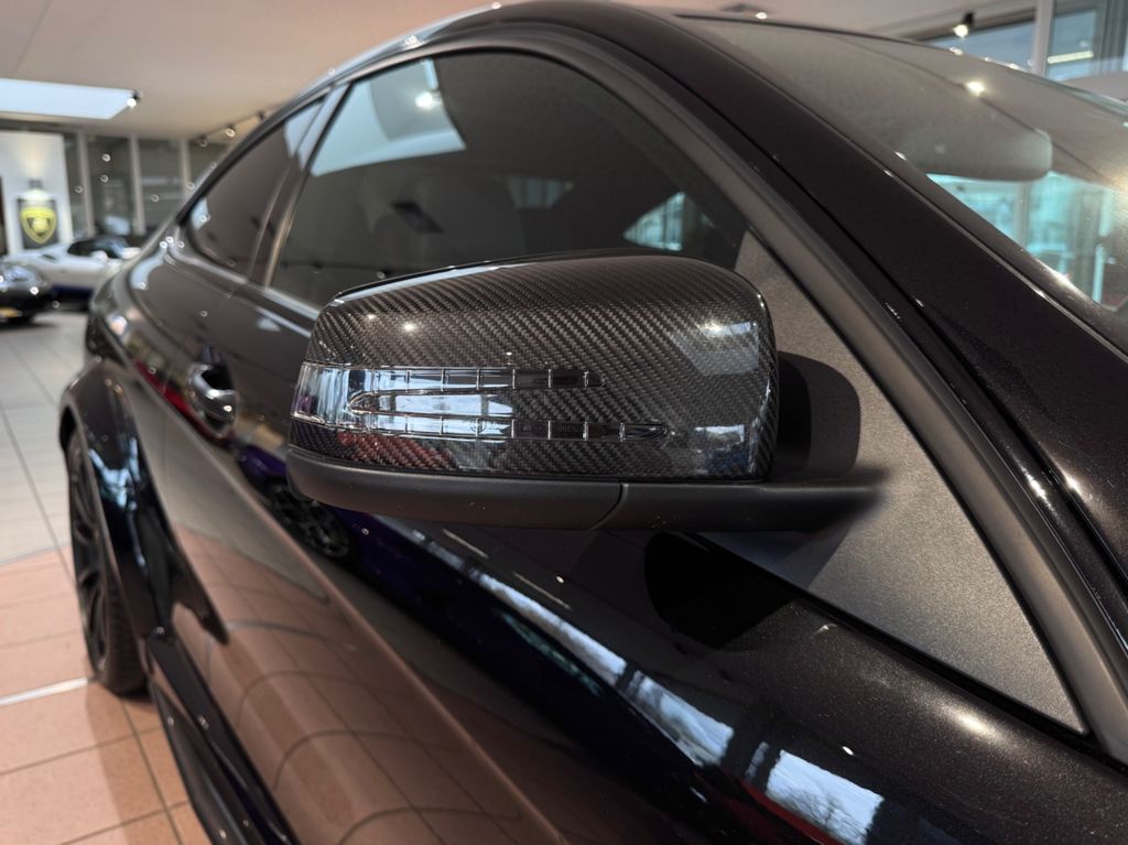 Mercedes-Benz C 63 AMG 2012