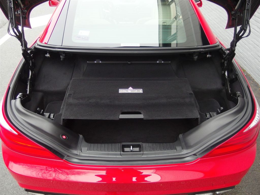 Mercedes-Benz SL 63 AMG 2012