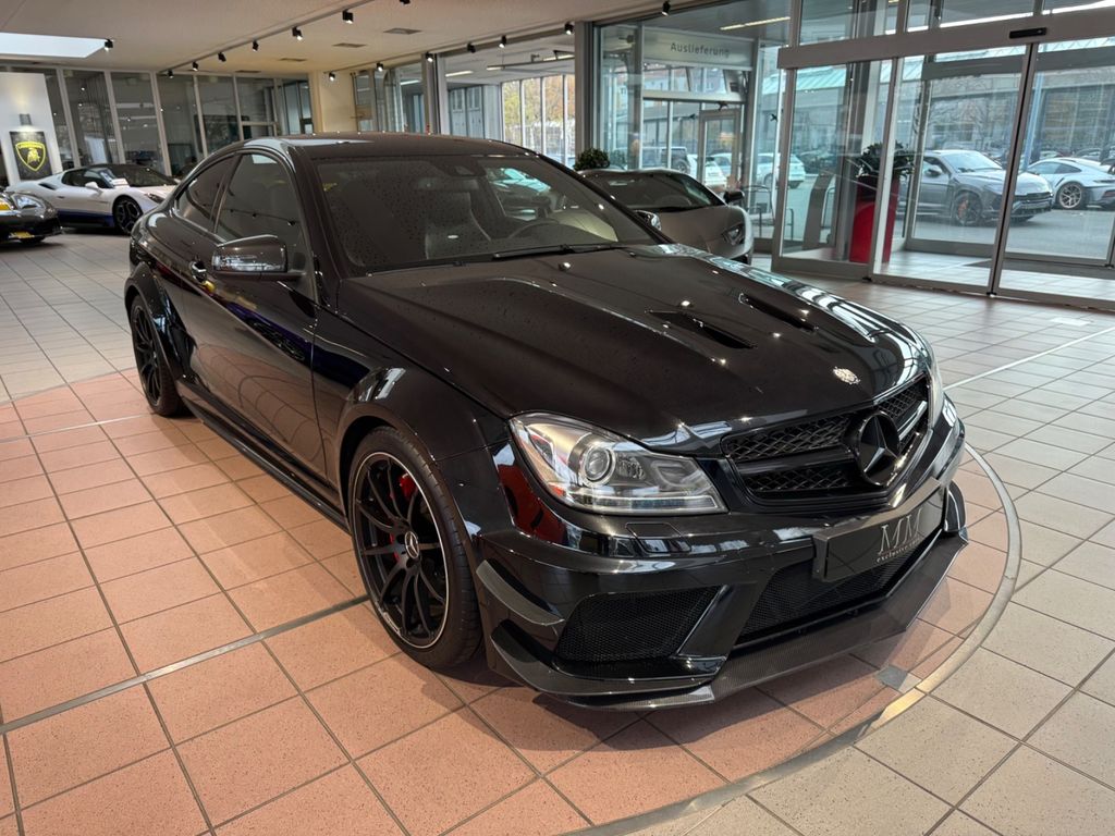 Mercedes-Benz C 63 AMG 2012