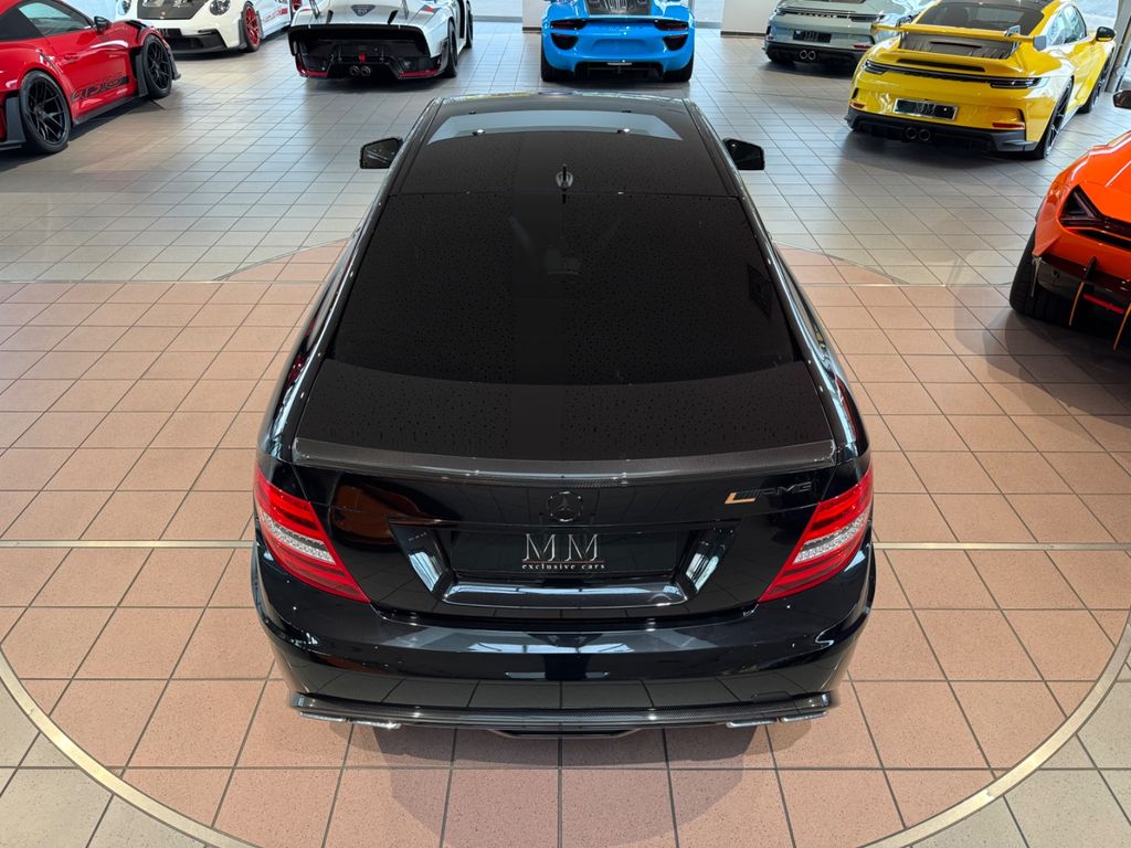 Mercedes-Benz C 63 AMG 2012