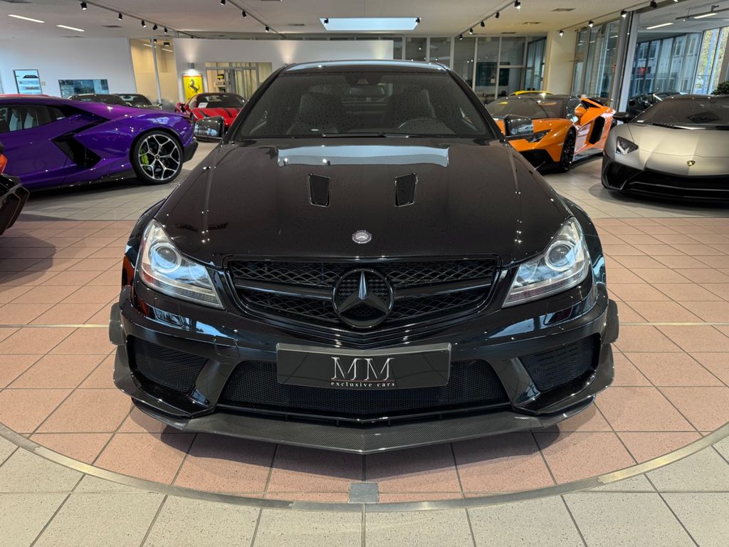 Mercedes-Benz C 63 AMG 2012