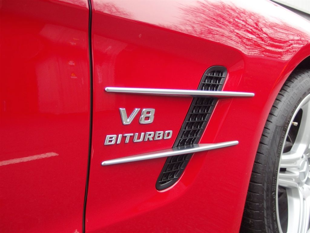 Mercedes-Benz SL 63 AMG 2012