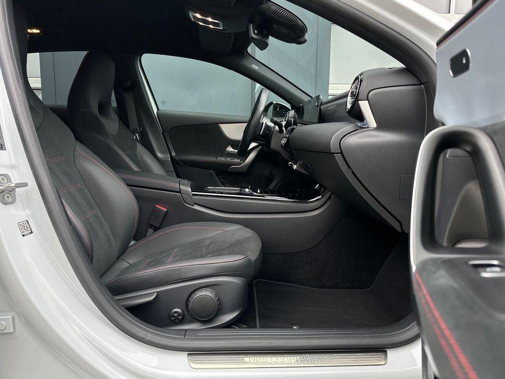 Mercedes-Benz A 250 2023