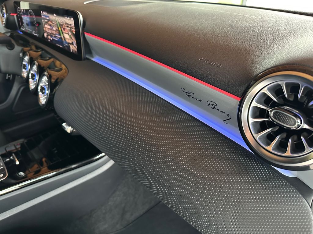 Mercedes-Benz A 250 2023