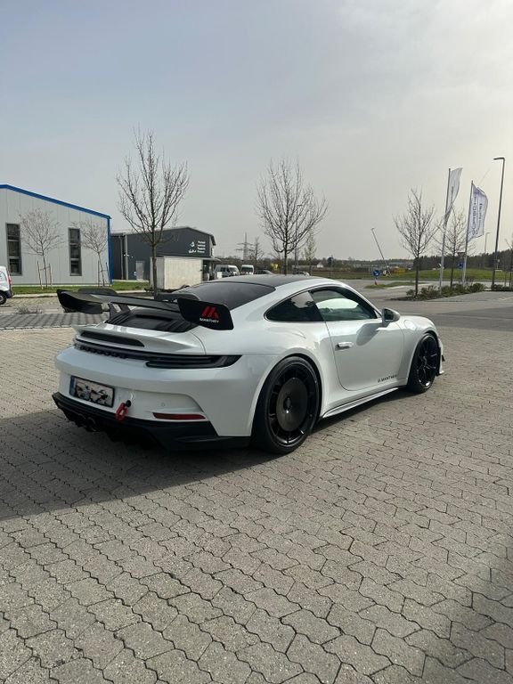 Porsche 992 2024