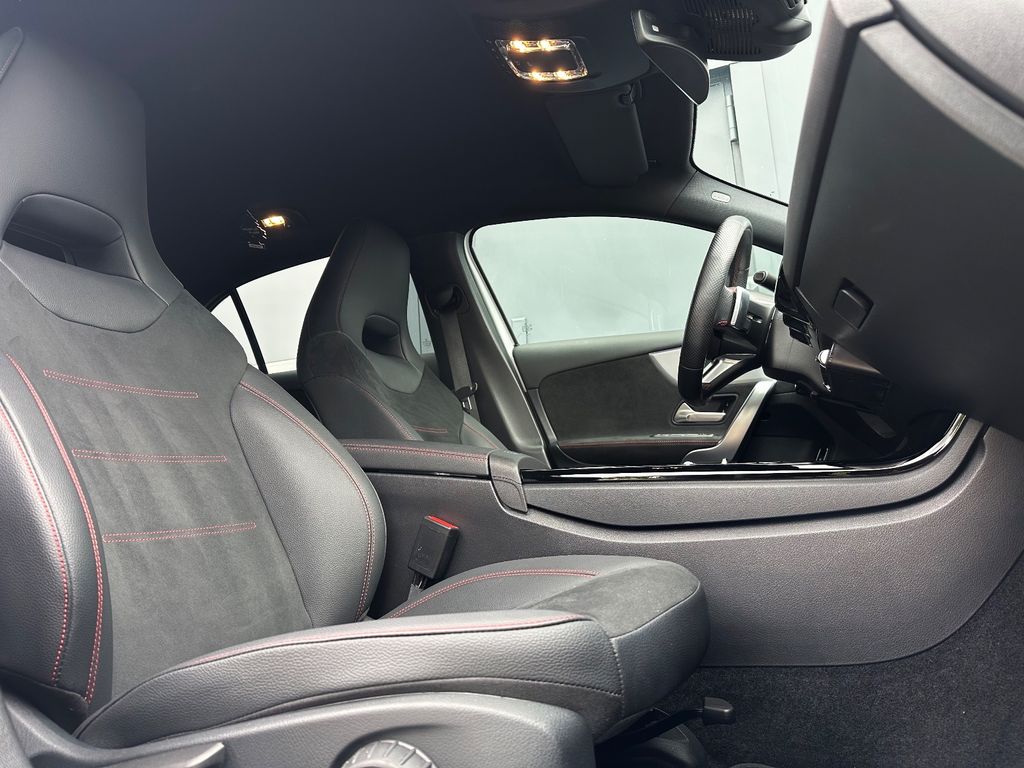 Mercedes-Benz A 250 2023