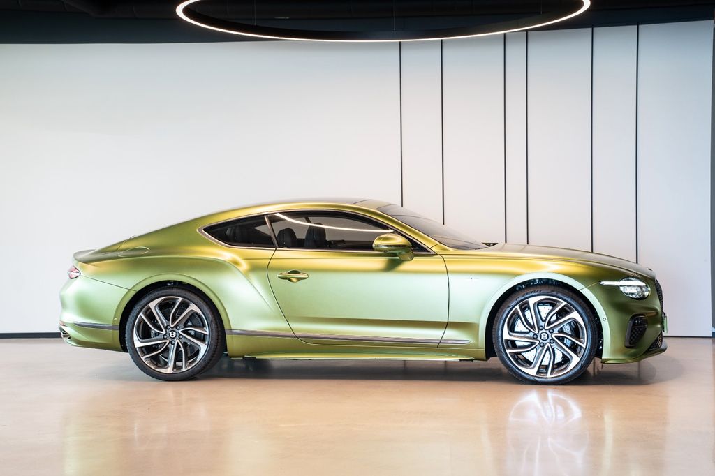 Bentley Continental GT 2025