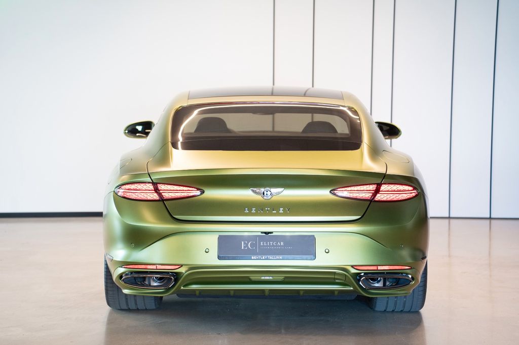 Bentley Continental GT 2025