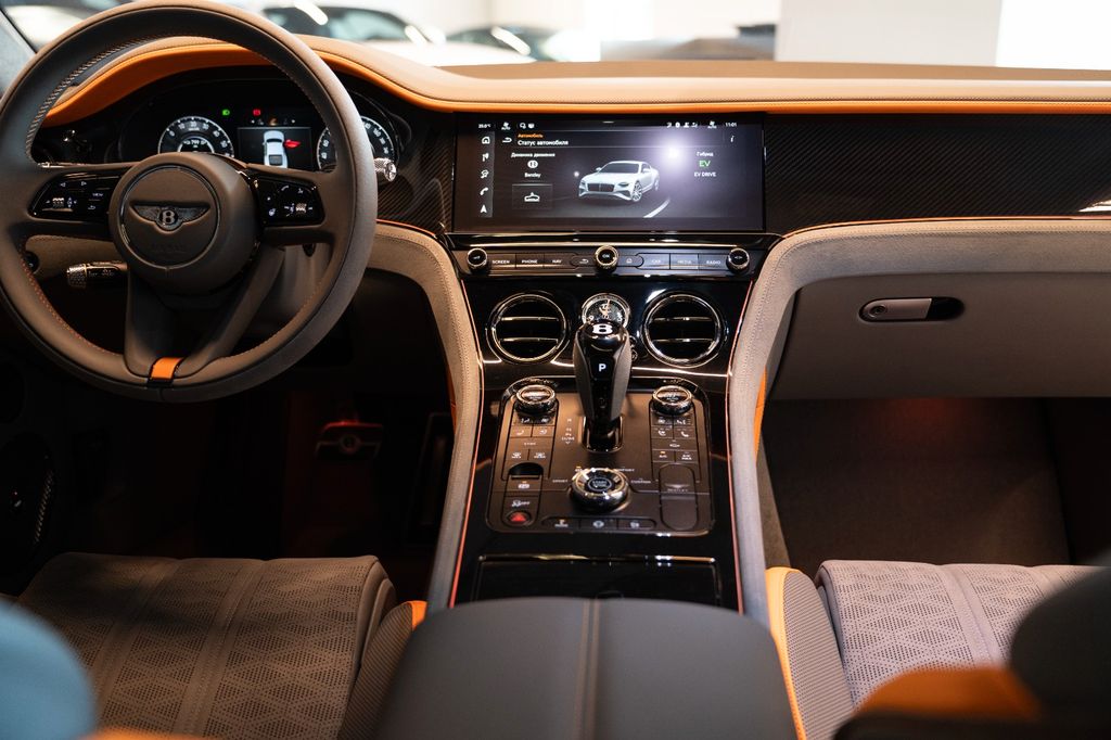 Bentley Continental GT 2025