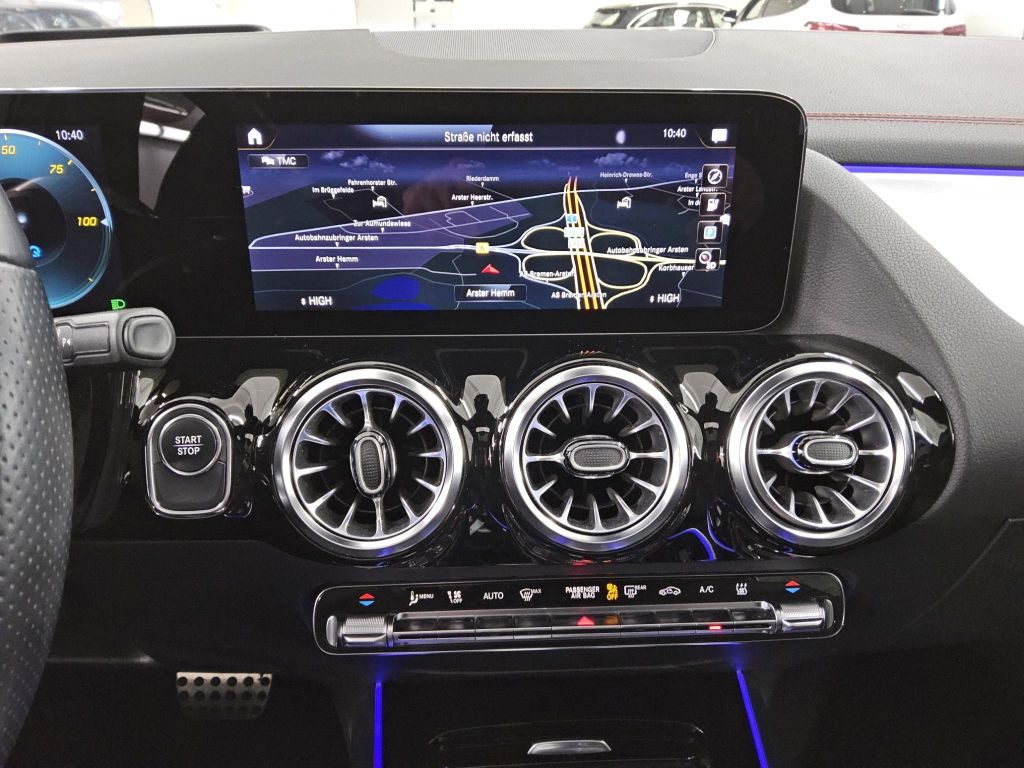 Mercedes-Benz EQA 2022