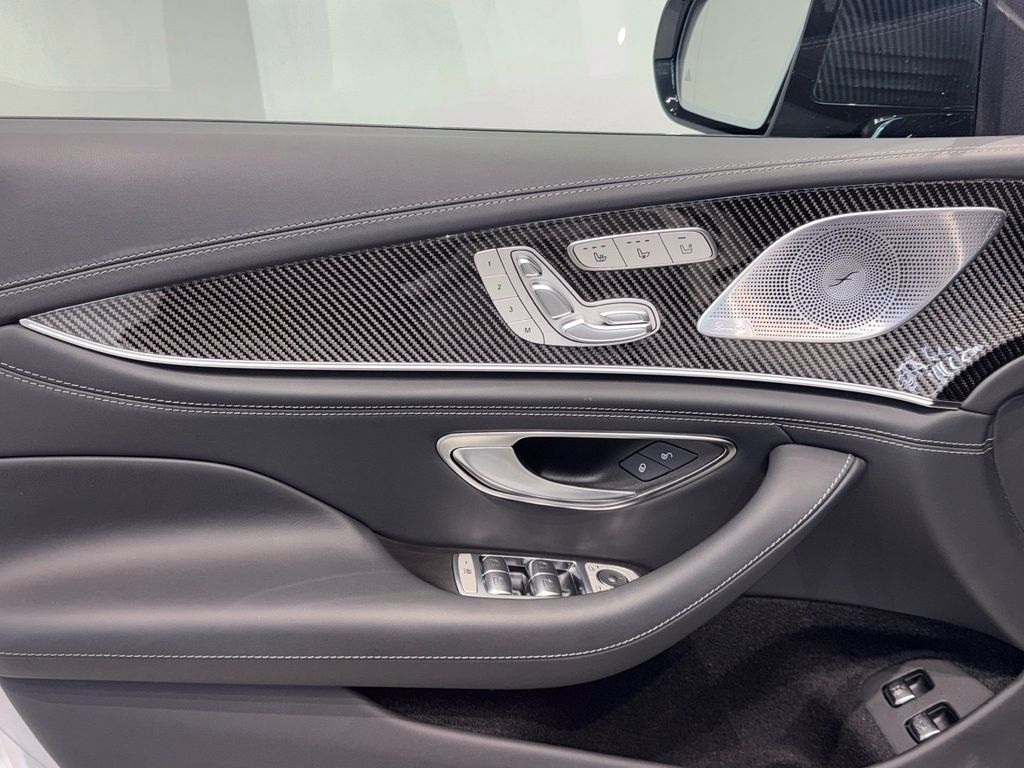 Mercedes-Benz AMG GT S 2025