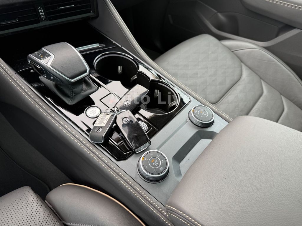 Volkswagen Touareg 2024