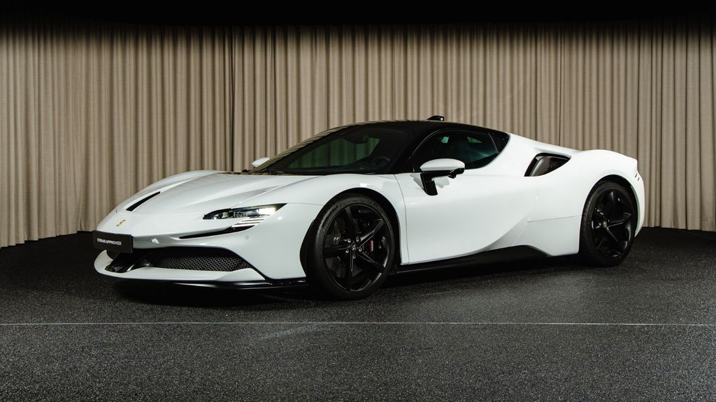 Ferrari SF90 2022