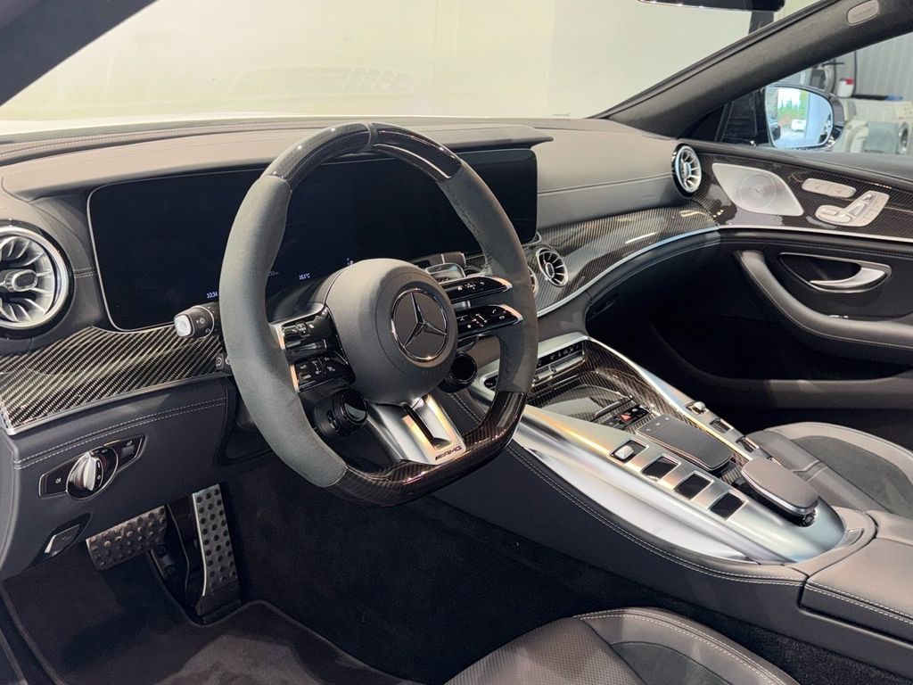 Mercedes-Benz AMG GT S 2025