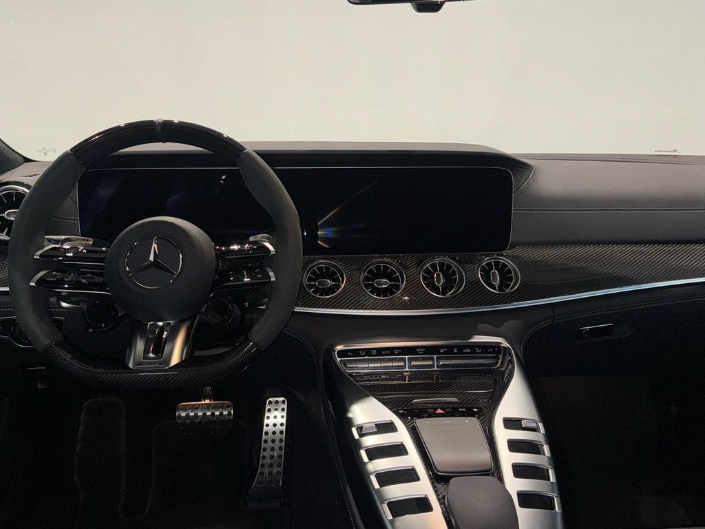 Mercedes-Benz AMG GT S 2025