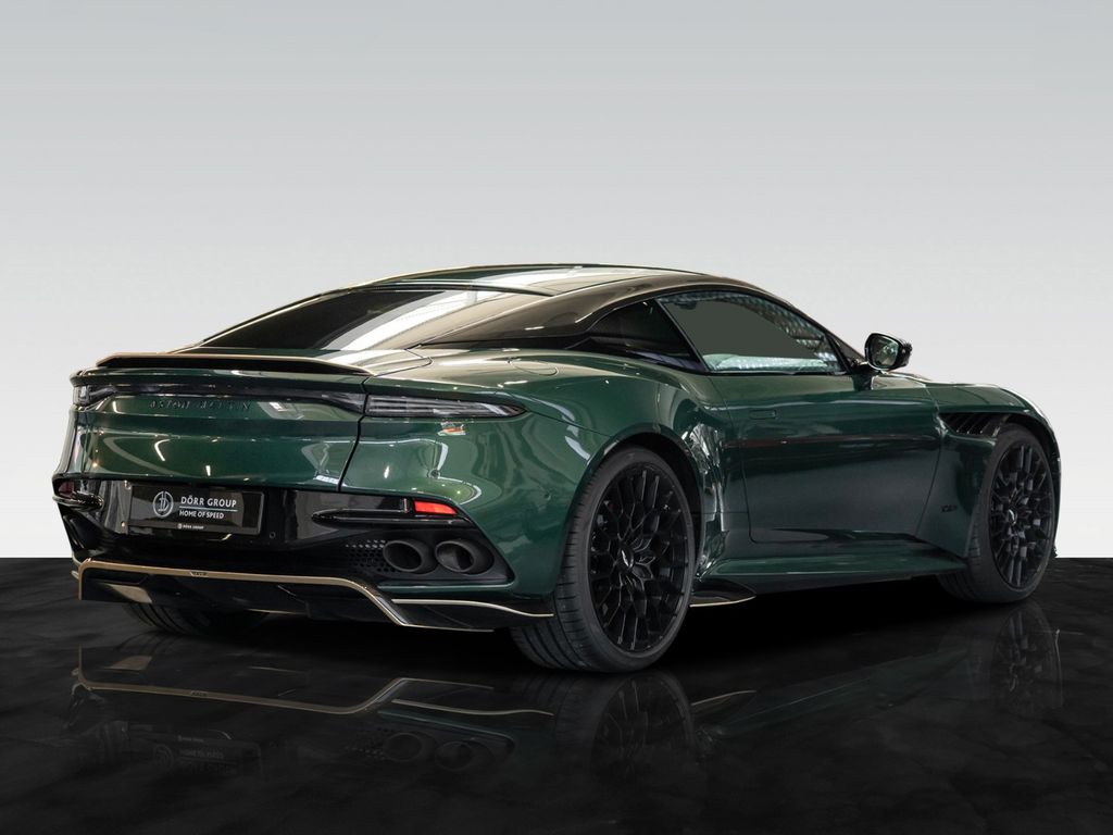 Aston Martin DBS 2024